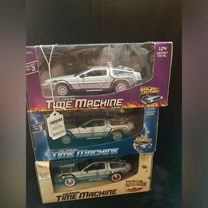 Full set of Back To The Future Delorean Time Machine